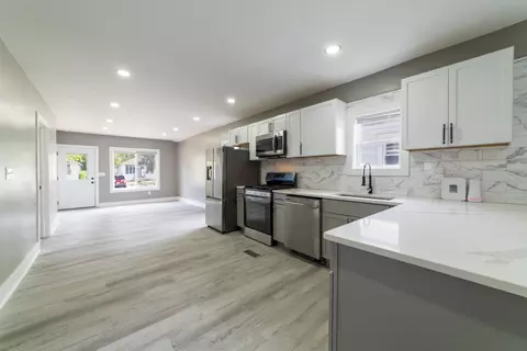 3776 Harrison St, Gary, IN 46408 photo 11