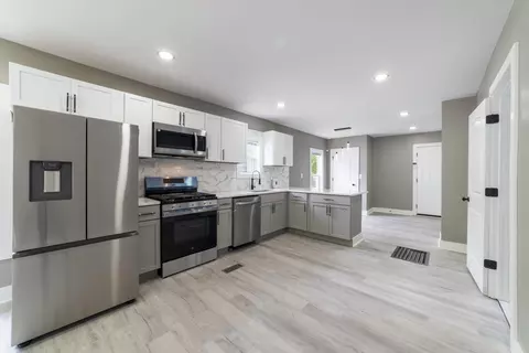3776 Harrison St, Gary, IN 46408 photo 7