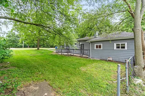2568 W 19th Pl, Gary, IN 46404 photo 4