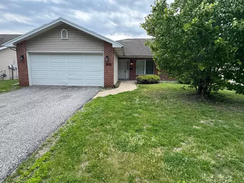 5630 Pointe Dr, Hammond, IN 46320 photo 2