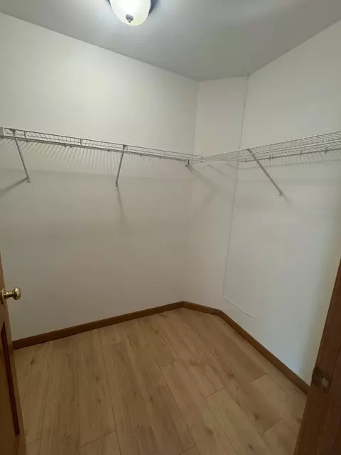 5630 Pointe Dr, Hammond, IN 46320 photo 15