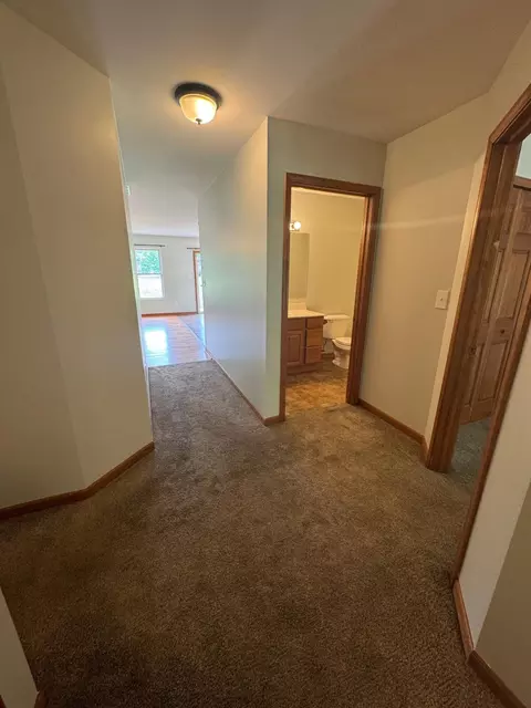 5630 Pointe Dr, Hammond, IN 46320 photo 18