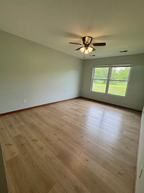 5630 Pointe Dr, Hammond, IN 46320 photo 12