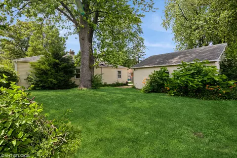 Exterior - 266 Maxwell St, Crown Point, IN 46307 photo 2 of 2