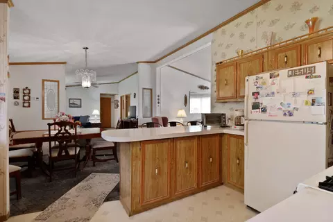156 S 200, Valparaiso, IN 46385 photo 10