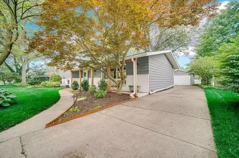 1218 Elliot Dr, Munster, IN 46321 photo 2