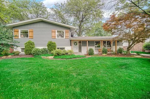 1218 Elliot Dr, Munster, IN 46321 photo 1