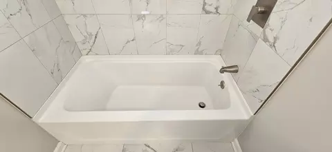 Bath - 1756 Arthur St, Gary, IN 46404 photo 3 of 16