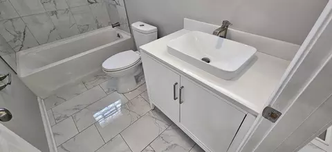 Bath - 1756 Arthur St, Gary, IN 46404 photo 1 of 16