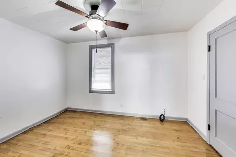 Bedroom - 2031 Davidson Pl, Whiting, IN 46394 photo 1 of 5