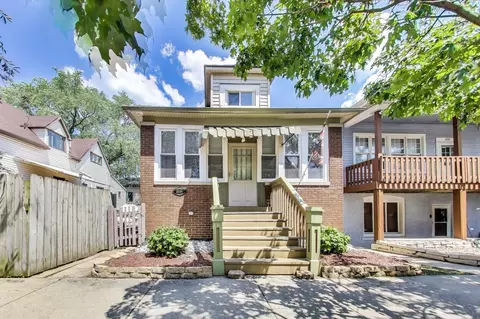 Exterior - 2031 Davidson Pl, Whiting, IN 46394 photo 1 of 10