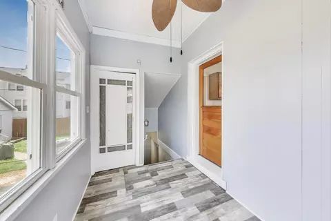Entry Way - 2031 Davidson Pl, Whiting, IN 46394 photo 1 of 2