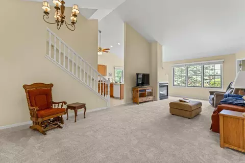 Living - 1850 Windfield Dr, Munster, IN 46321 photo 1 of 3