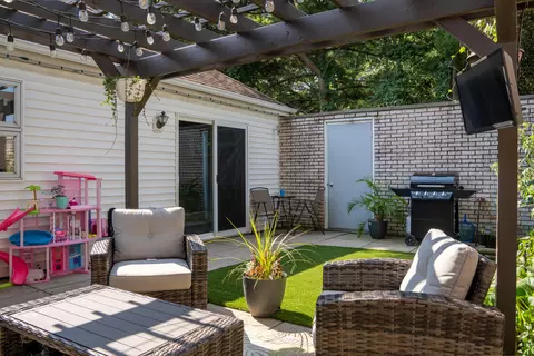 1020 Flag Ln, Dyer, IN 46311 photo 24