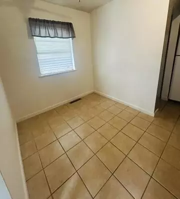 1063 E 36th Ave, Gary, IN 46409 photo 3