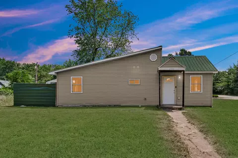 Exterior - 2349 Burr St, Gary, IN 46406 photo 1 of 6