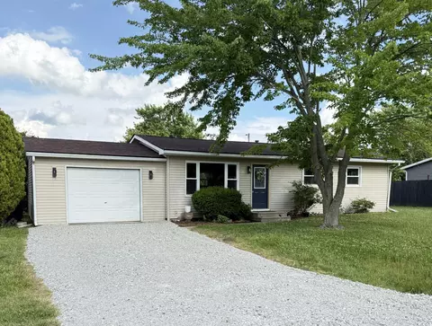 4851 N Clover Ln, Michigan City, IN 46360