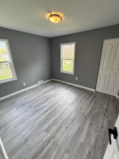 1136 Matthews St, Gary, IN 46406 photo 11