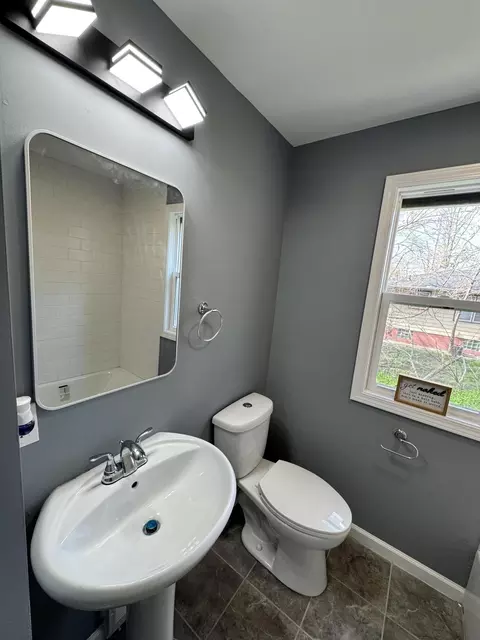 1136 Matthews St, Gary, IN 46406 photo 20