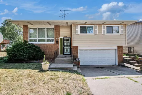 Exterior - 1529 Hovey St, Gary, IN 46406 photo 3 of 10