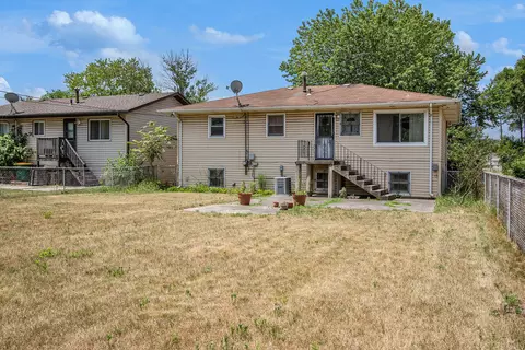 Exterior - 1529 Hovey St, Gary, IN 46406 photo 8 of 10