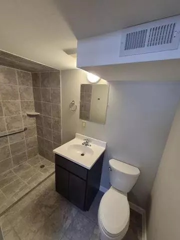 Bath - 2049 Monroe Ln, Gary, IN 46407 photo 2 of 2