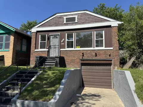3844 Adams St, Gary, IN 46408 photo 1