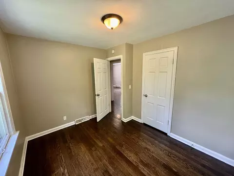 Bedroom - 840 E 44th Ave, Gary, IN 46409 photo 4 of 4