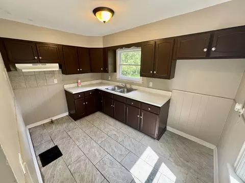 Kitchen - 840 E 44th Ave, Gary, IN 46409 photo 1 of 1