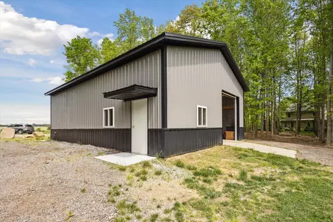 Exterior - 7428 E 400 N, Rolling Prairie, IN 46371 photo 9 of 9