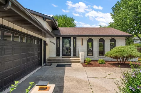 9612 Walnut Dr, Munster, IN 46321 photo 3