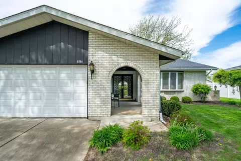 8764 Clark Pl, Crown Point, IN 46307 photo 6