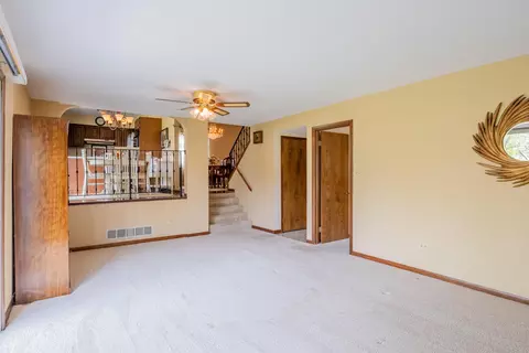 8764 Clark Pl, Crown Point, IN 46307 photo 28