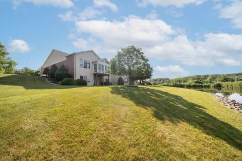 956 Ryan Ct, Crown Point, IN 46307 photo 3