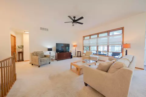 956 Ryan Ct, Crown Point, IN 46307 photo 6