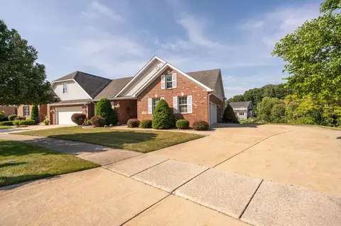 956 Ryan Ct, Crown Point, IN 46307 photo 4