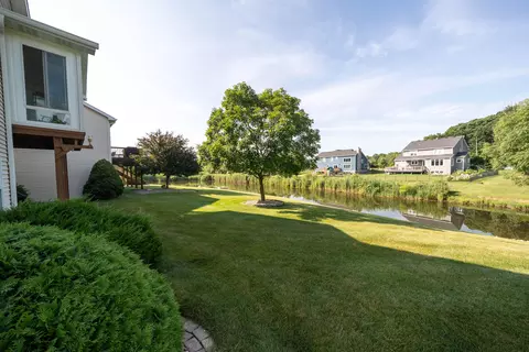 956 Ryan Ct, Crown Point, IN 46307 photo 2