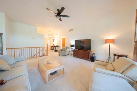 956 Ryan Ct, Crown Point, IN 46307 photo 7