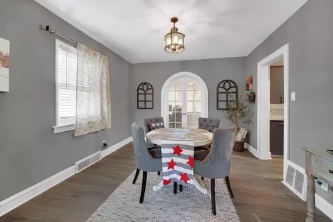 Dining - 1503 Warwick Ave, Whiting, IN 46394 photo 2 of 2