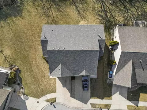 1252 Sawgrass Dr, Griffith, IN 46319 photo 24