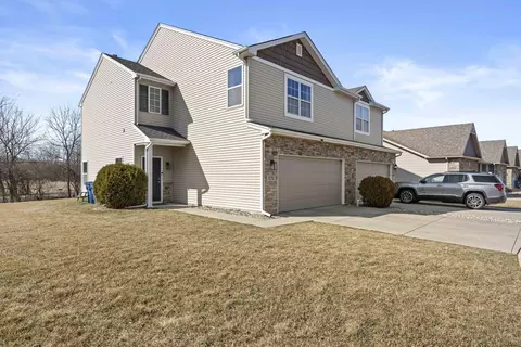 1252 Sawgrass Dr, Griffith, IN 46319 photo 1