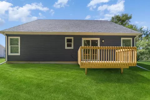 413 Belvoir Rd, Kingsford Heights, IN 46346