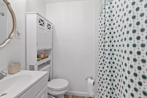 Bath - 403 N Raymond St, Griffith, IN 46319 photo 2 of 2