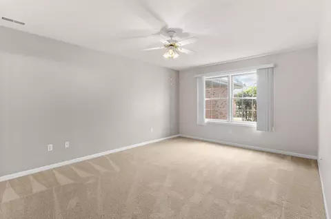 526 Cambridge Ct #1B, Munster, IN 46321 photo 10