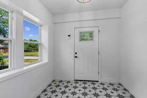 Entry Way - 642 Fillmore St, Gary, IN 46402 photo 1 of 1