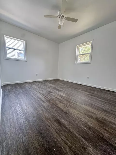 564 Hamlin St, Gary, IN 46406 photo 7