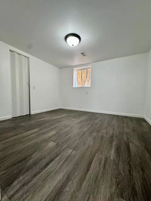 564 Hamlin St, Gary, IN 46406 photo 9