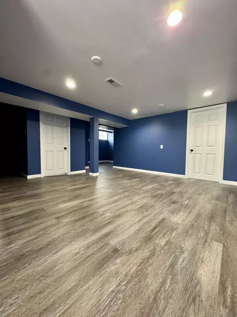 564 Hamlin St, Gary, IN 46406 photo 8