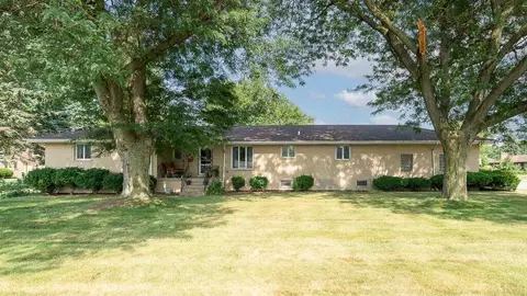 7255 Hohman Ave, Hammond, IN 46324