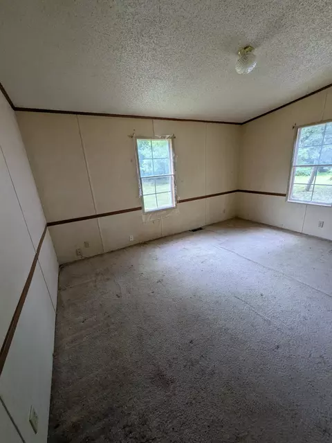10309 Kennedy St, Schneider, IN 46376 photo 17